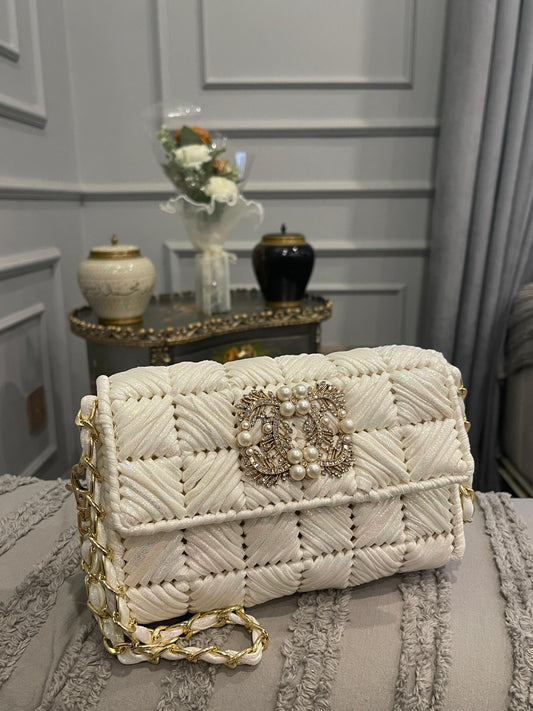 Luxury Woven Pearl Clutch Bag with Embellished Crystal Brooch & Gold Chain