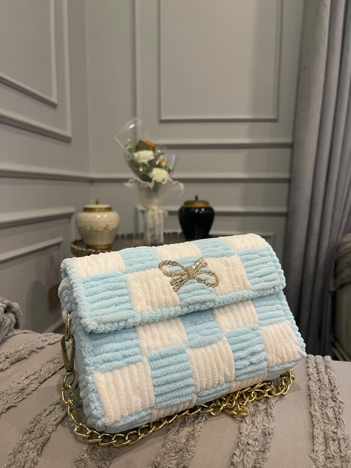 Elegant Blue & White Textured Quilted Clutch Bag with Rhinestone Bow & Gold Chain Strap